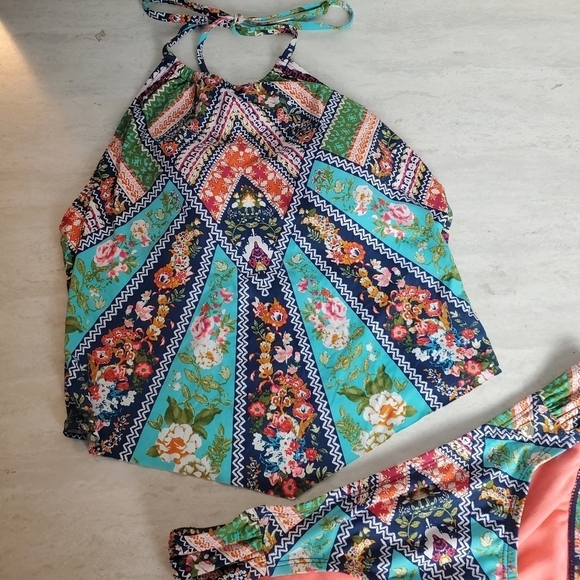 Cremieux Bikini Medium Halter top & Bottoms Blue Orange Colorful Geometric Beach - Picture 8 of 10